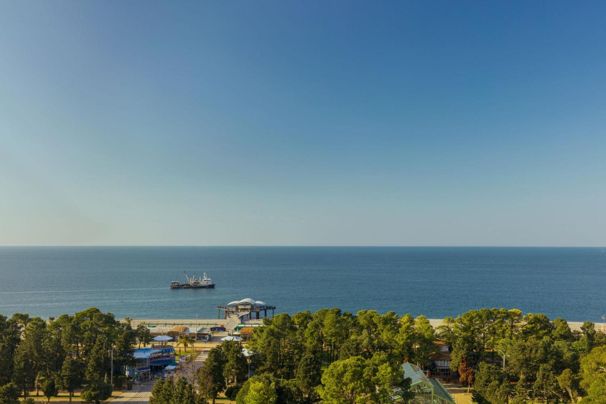 Le Meridien Batumi Exterior foto